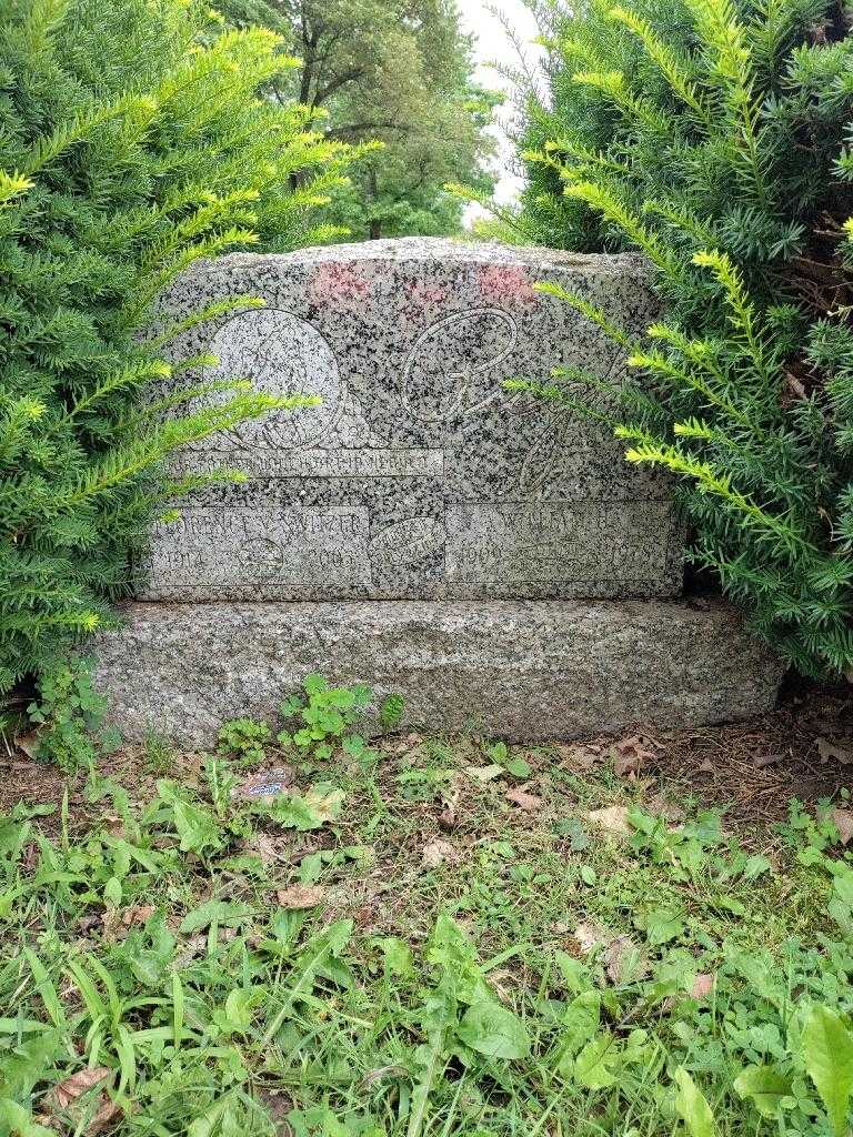 Florence Switzer's grave. Photo 2