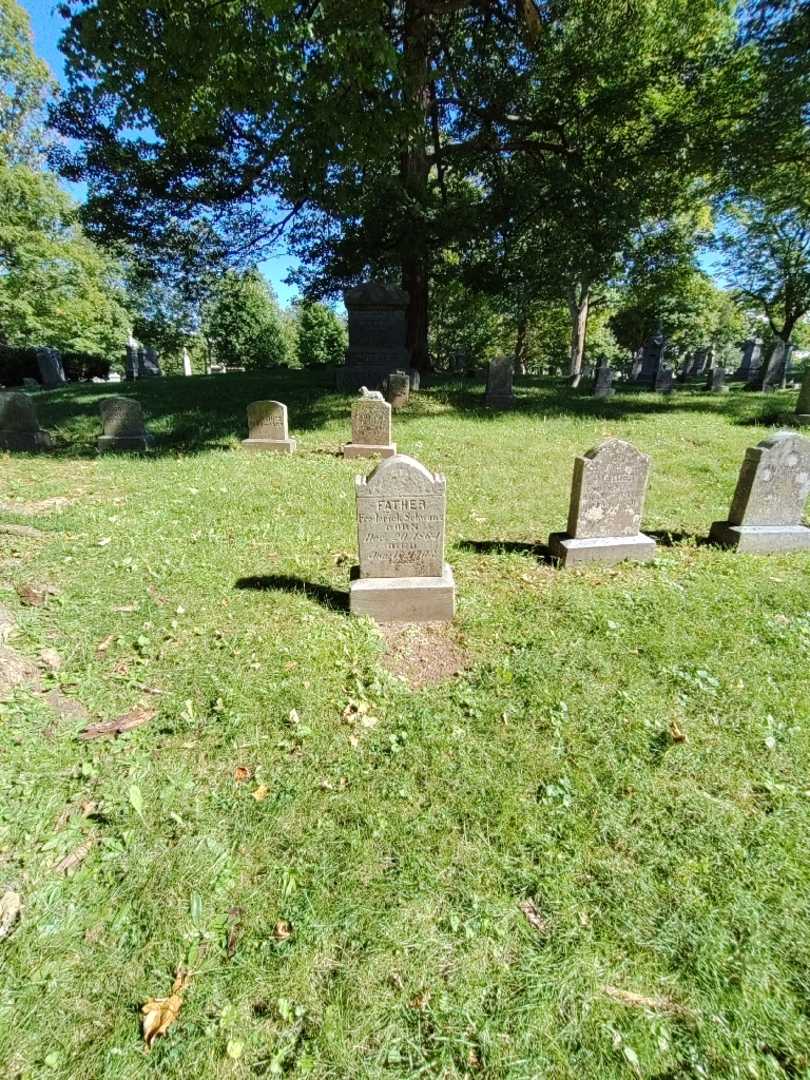 Frederick Schwanz's grave. Photo 1