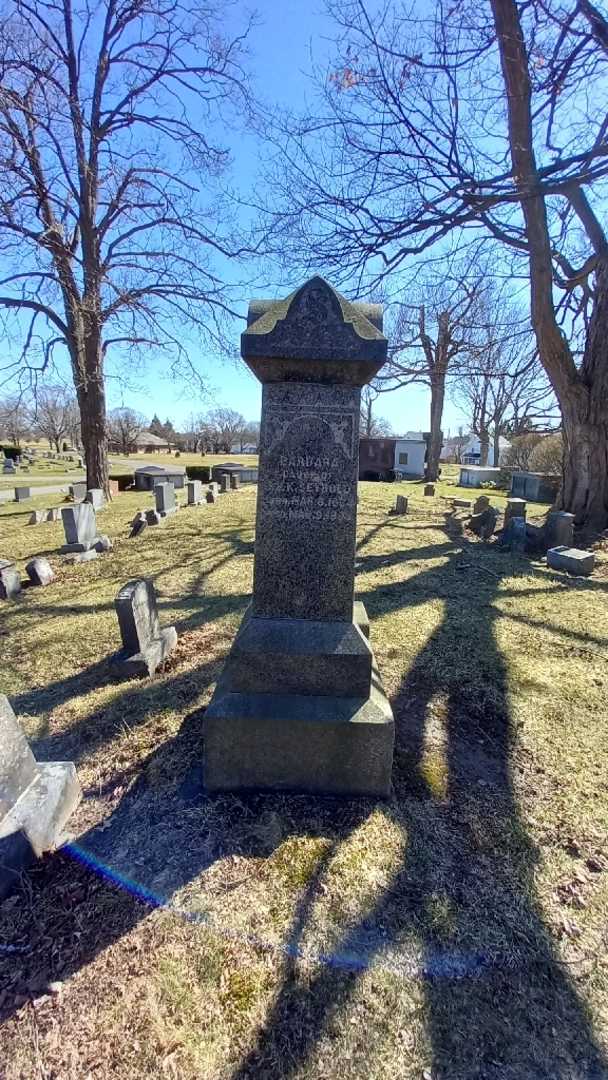 Barbara Seybold's grave. Photo 2