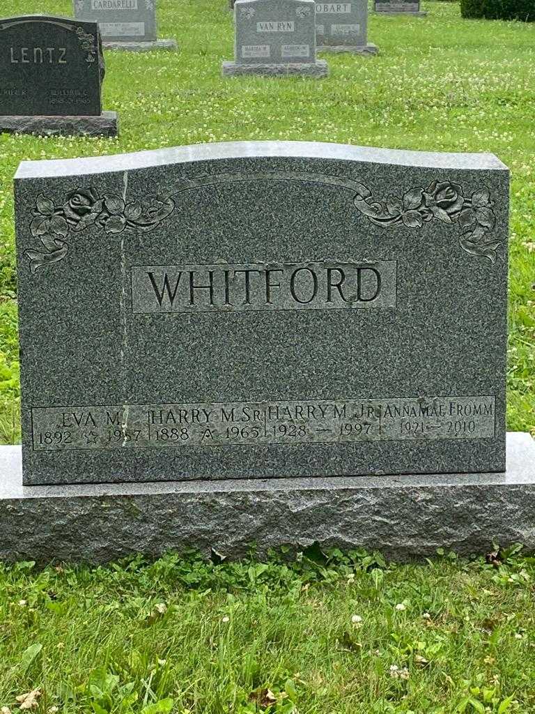 Harry M. Whitford Senior's grave. Photo 3