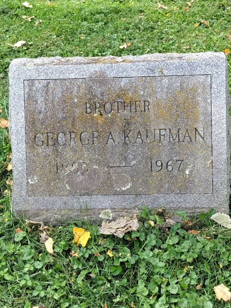 George A. Kaufman's grave. Photo 3