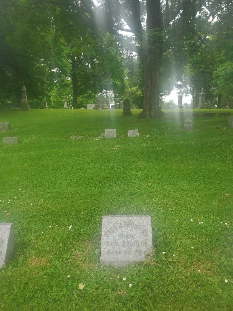 Frederick J. "Fred" Group Senior's grave. Photo 2