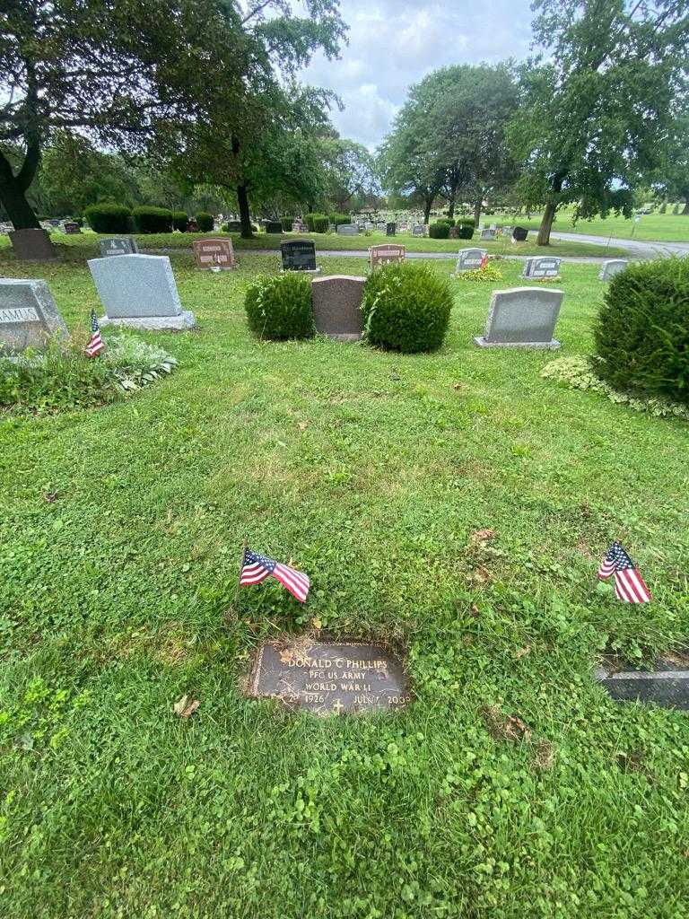 Donald C. Phillips's grave. Photo 4