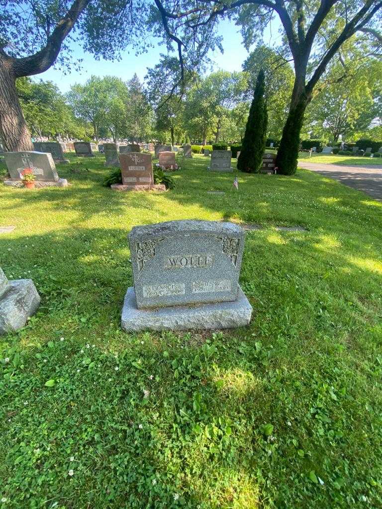 Francis Wolff's grave. Photo 1