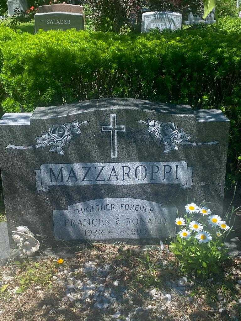Frances Mazzaroppi's grave. Photo 3