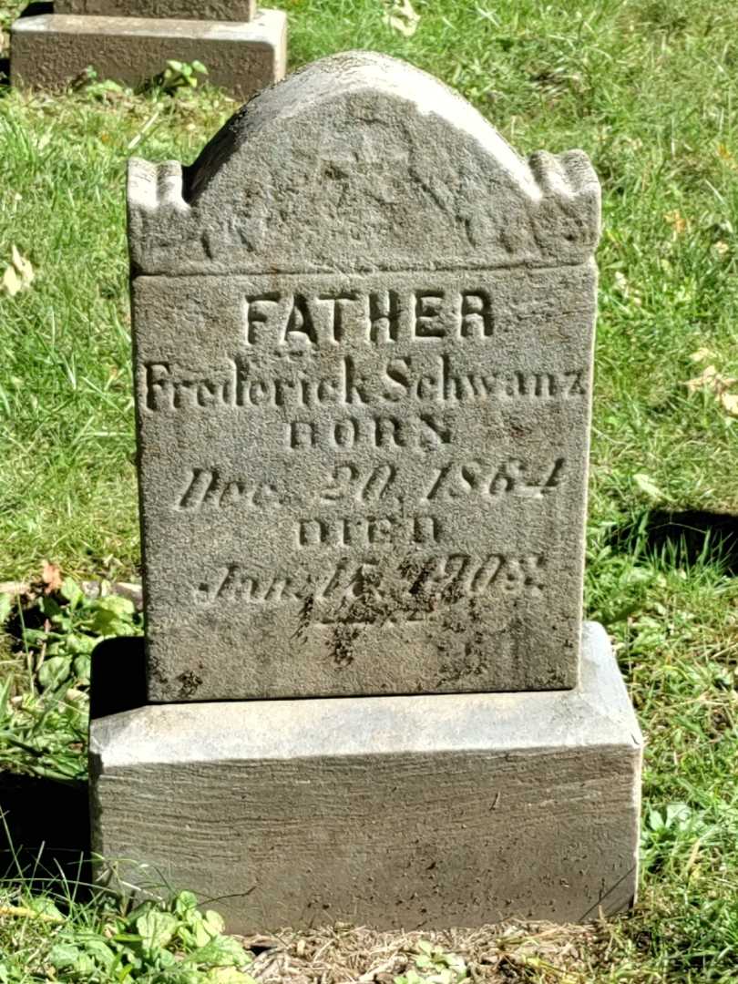 Frederick Schwanz's grave. Photo 3