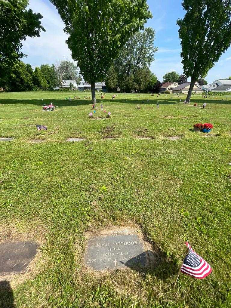 Thomas Patterson's grave. Photo 1