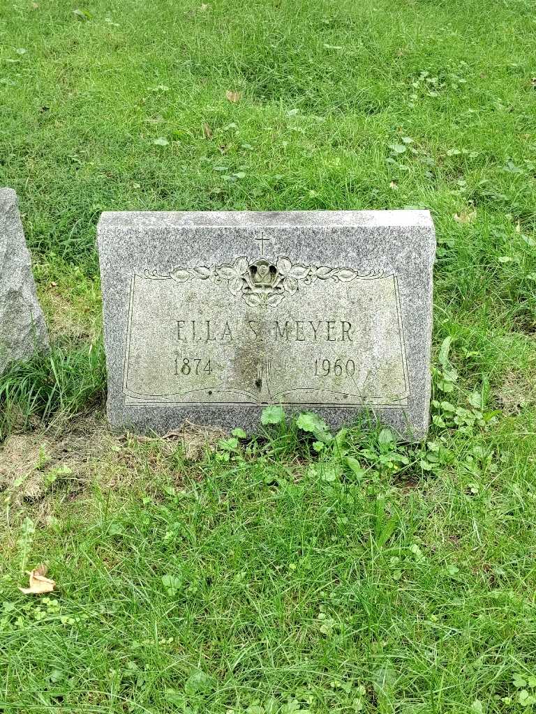Ella S. Meyer's grave. Photo 2