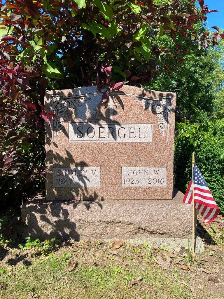 John W. Soergel's grave. Photo 2