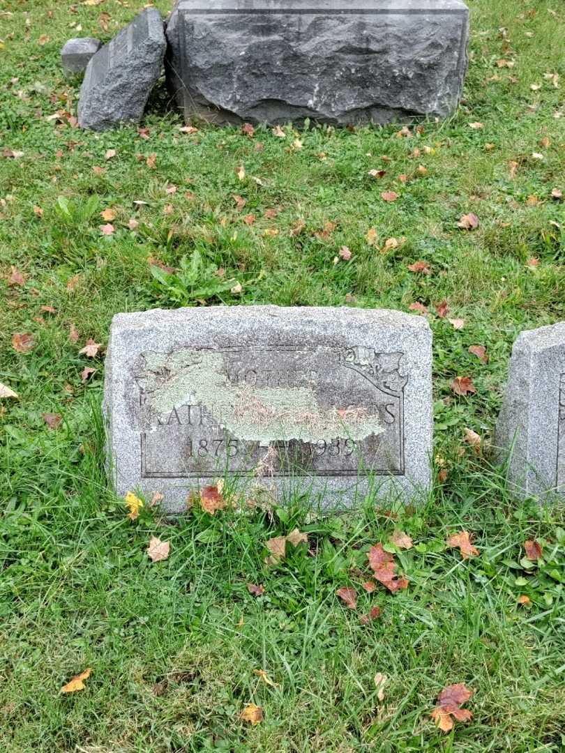 Katherine E. Loos's grave. Photo 2