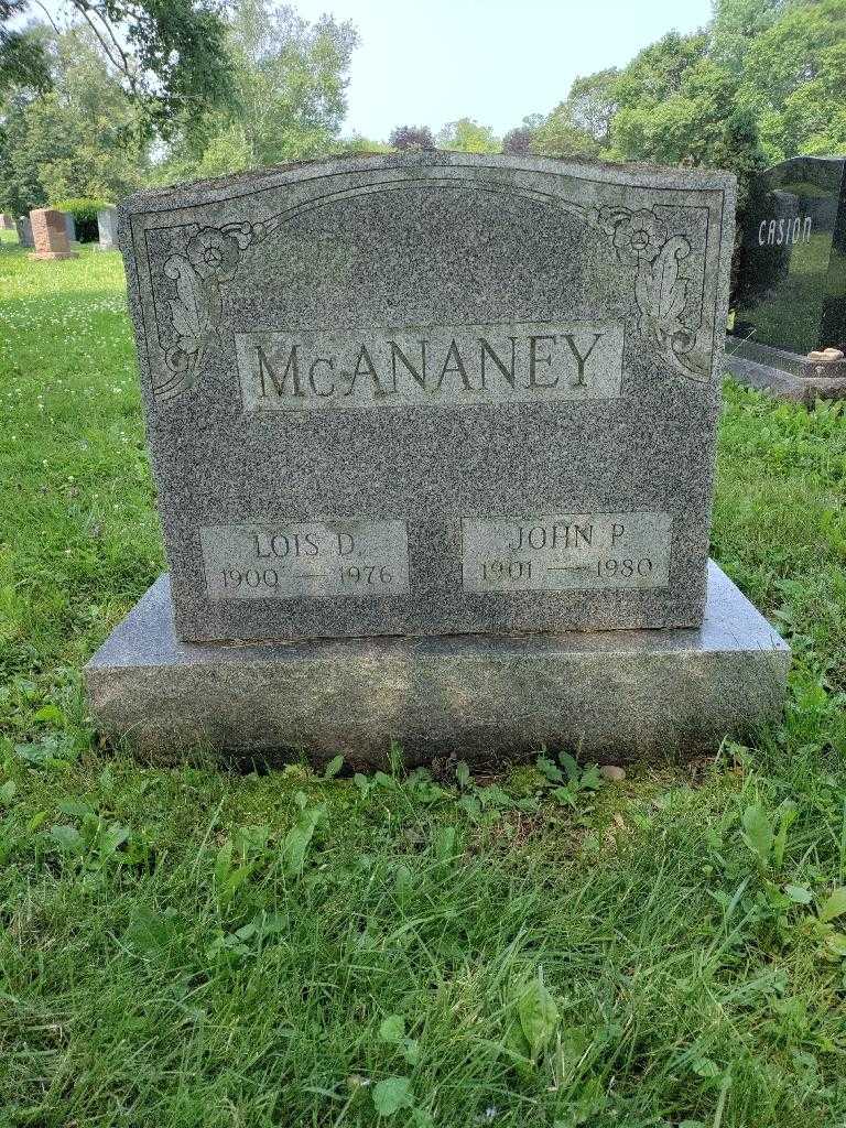 Lois D. McAnaney's grave. Photo 1