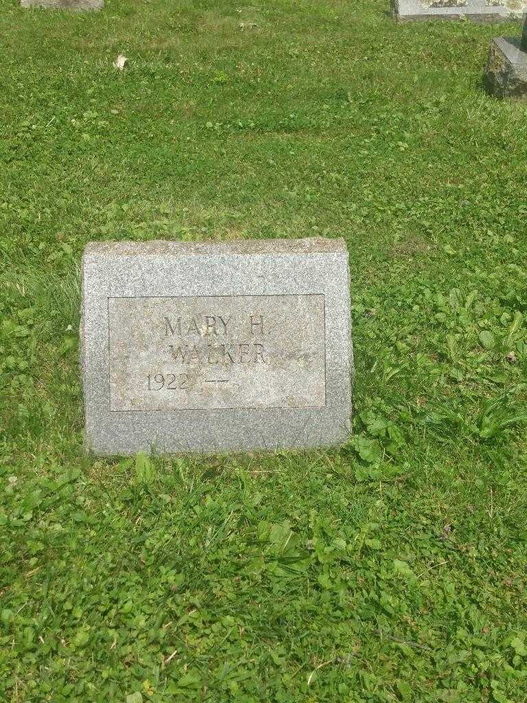 Mary H. Walker's grave. Photo 2