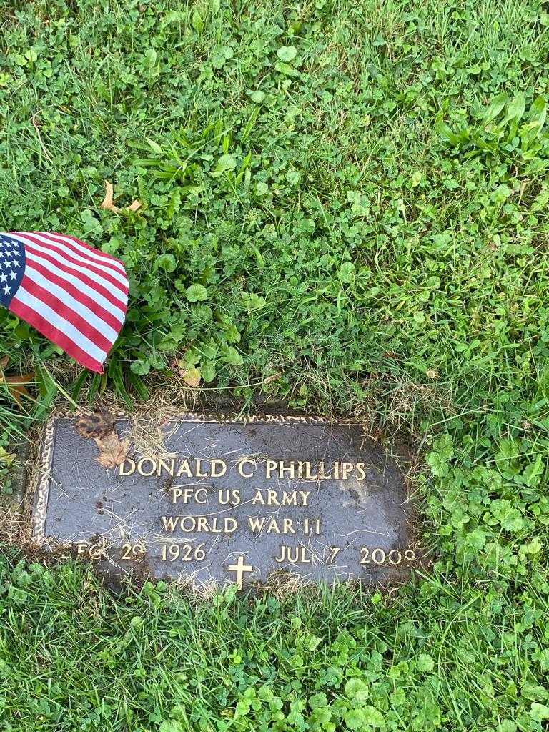 Donald C. Phillips's grave. Photo 6