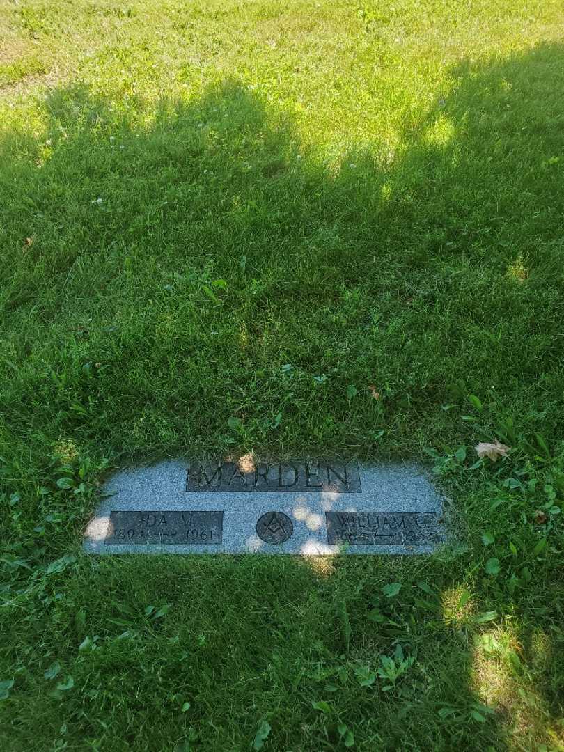 William C. Marden's grave. Photo 2