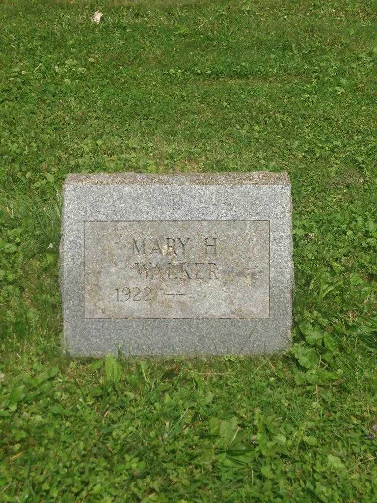 Mary H. Walker's grave. Photo 3