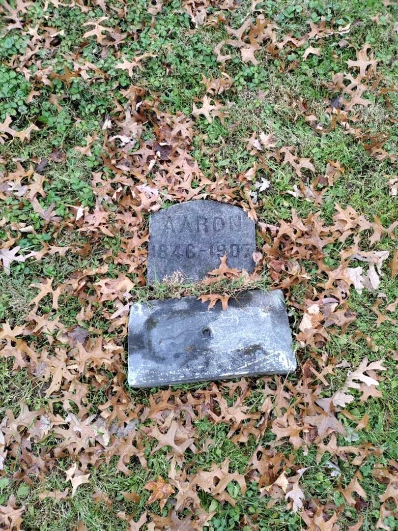 Aaron Abram Schoenfeld's grave. Photo 4