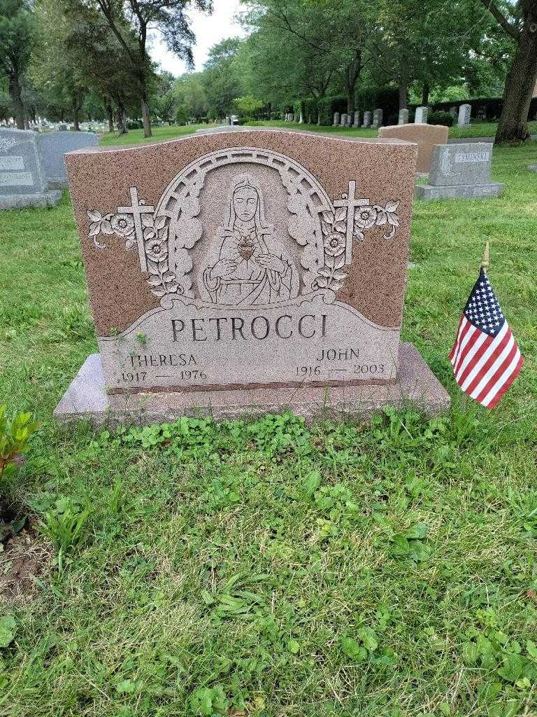 Theresa Petrocci's grave. Photo 2