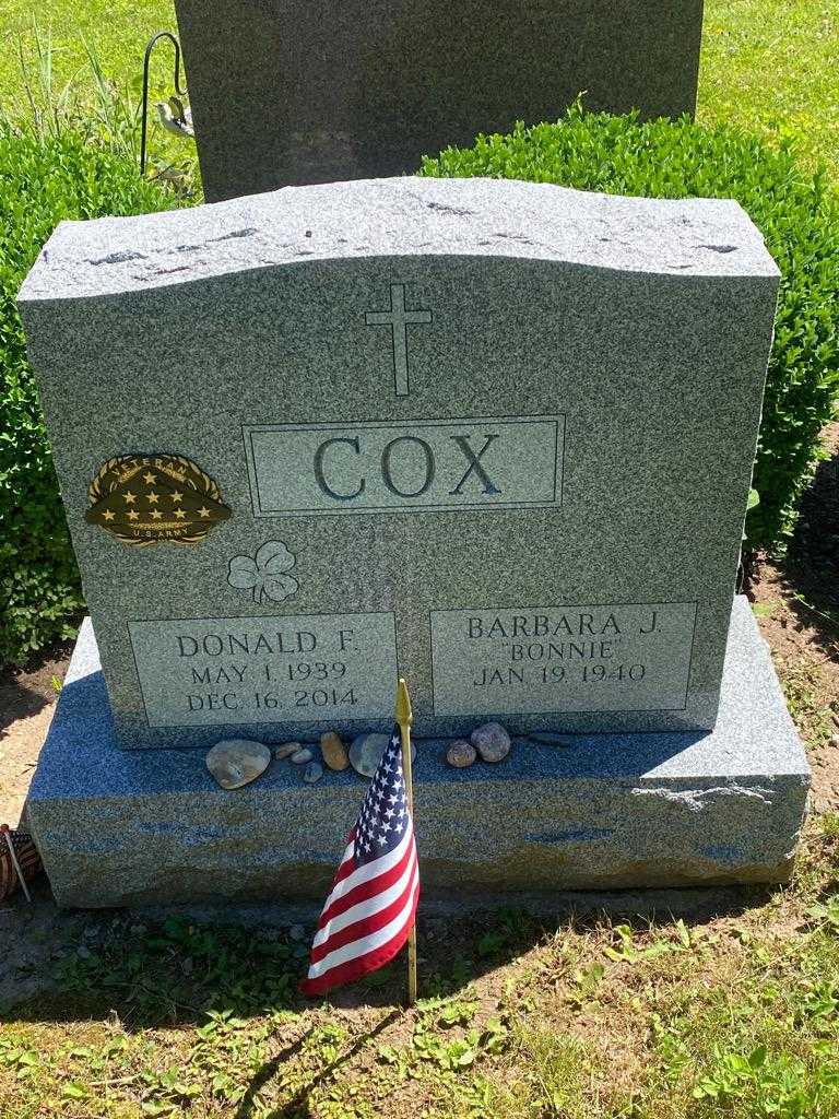 Donald F. Cox's grave. Photo 3