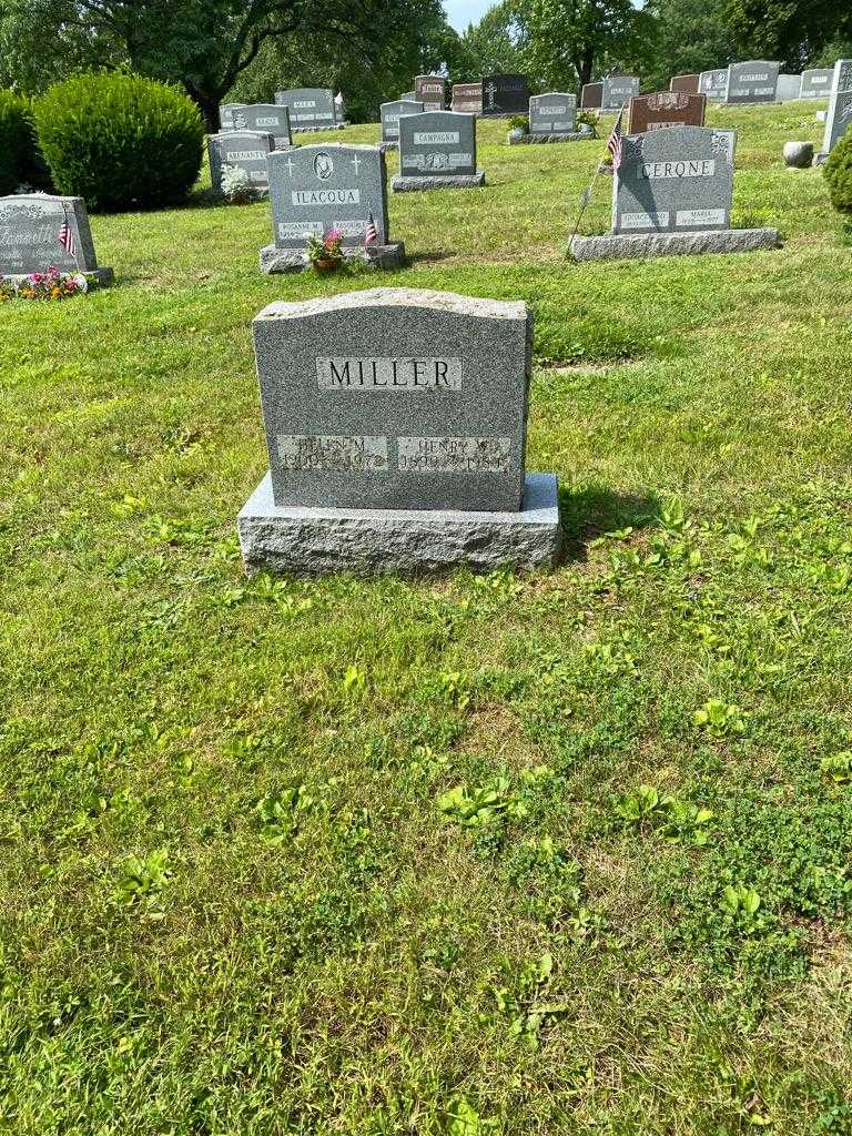 Henry W. Miller's grave. Photo 2