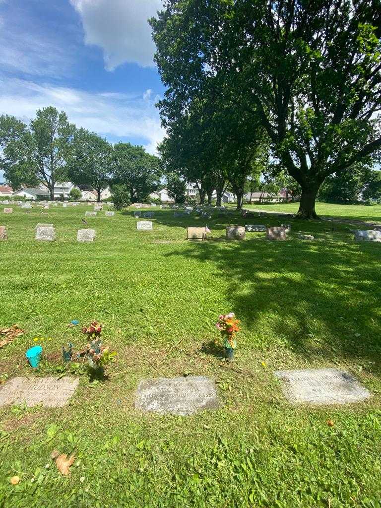 Joanne Broome - Casey's grave. Photo 1