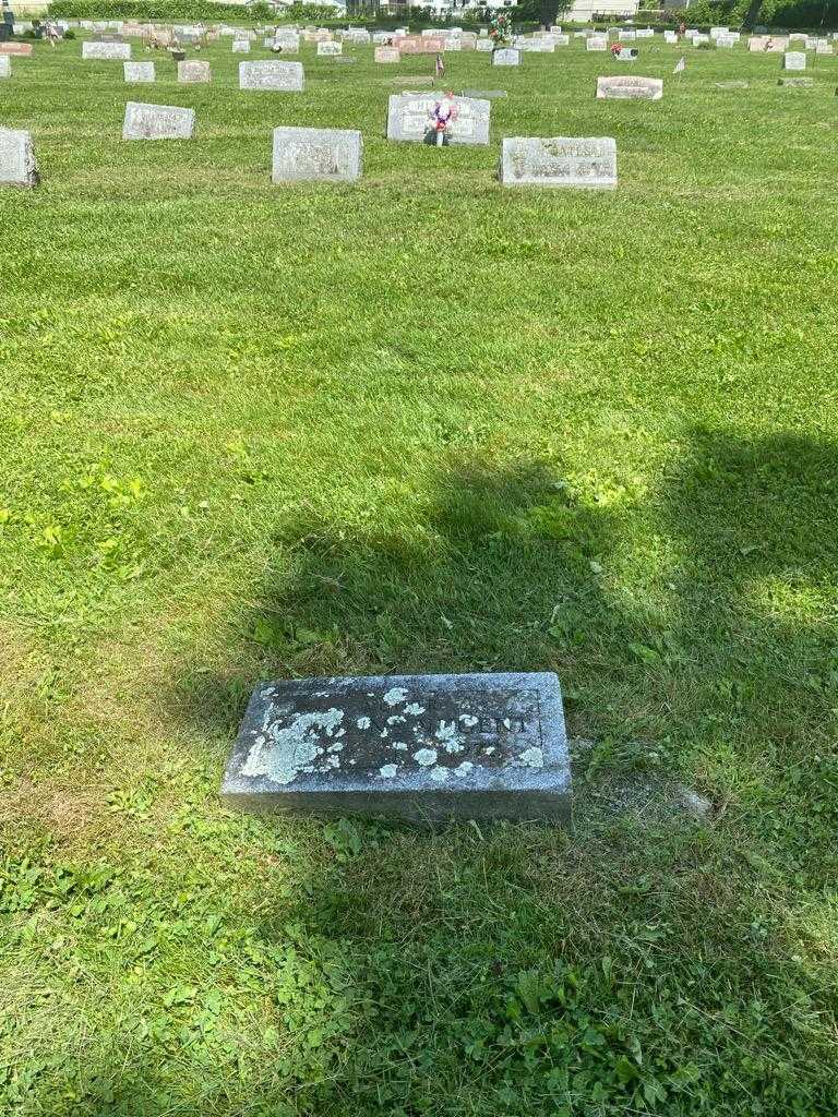 Caroline Nugent's grave. Photo 2