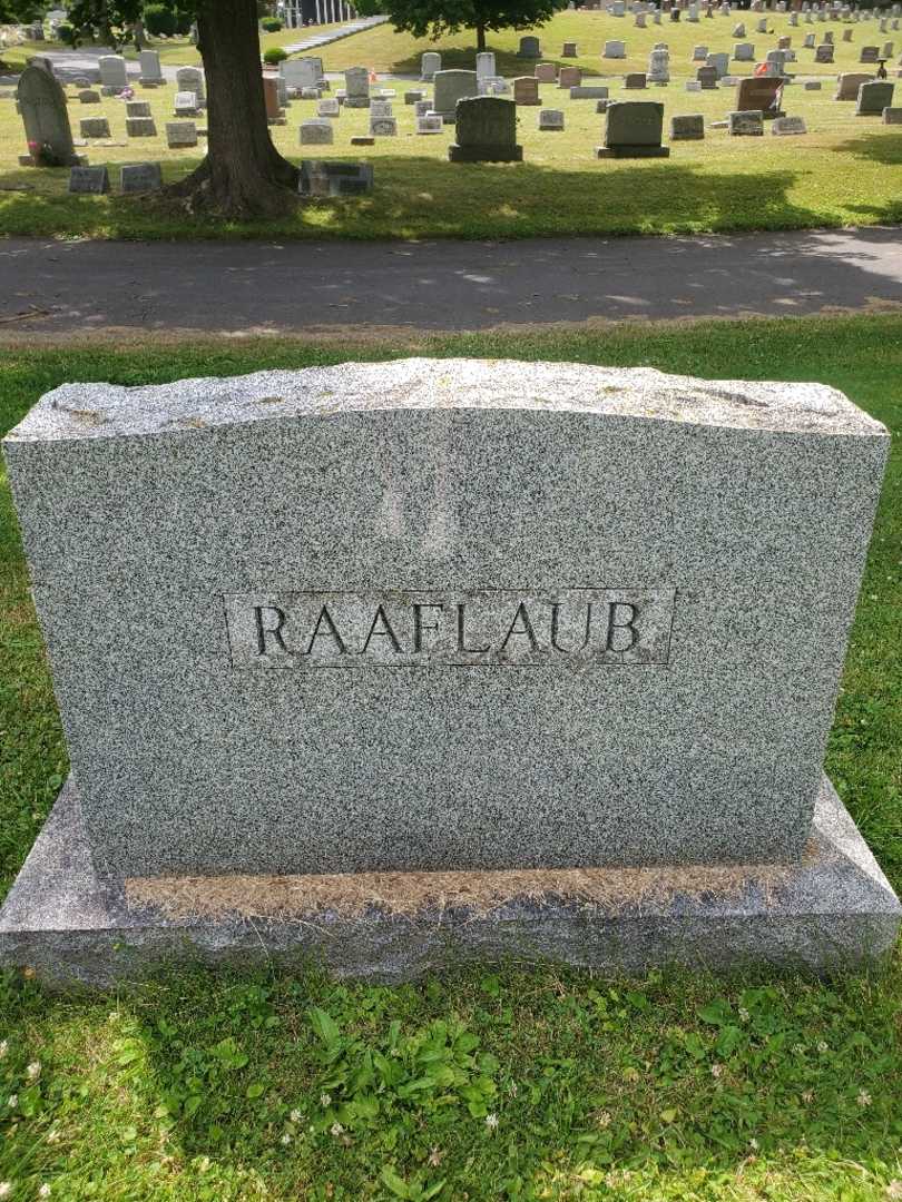 George E. Raaflaub's grave. Photo 6