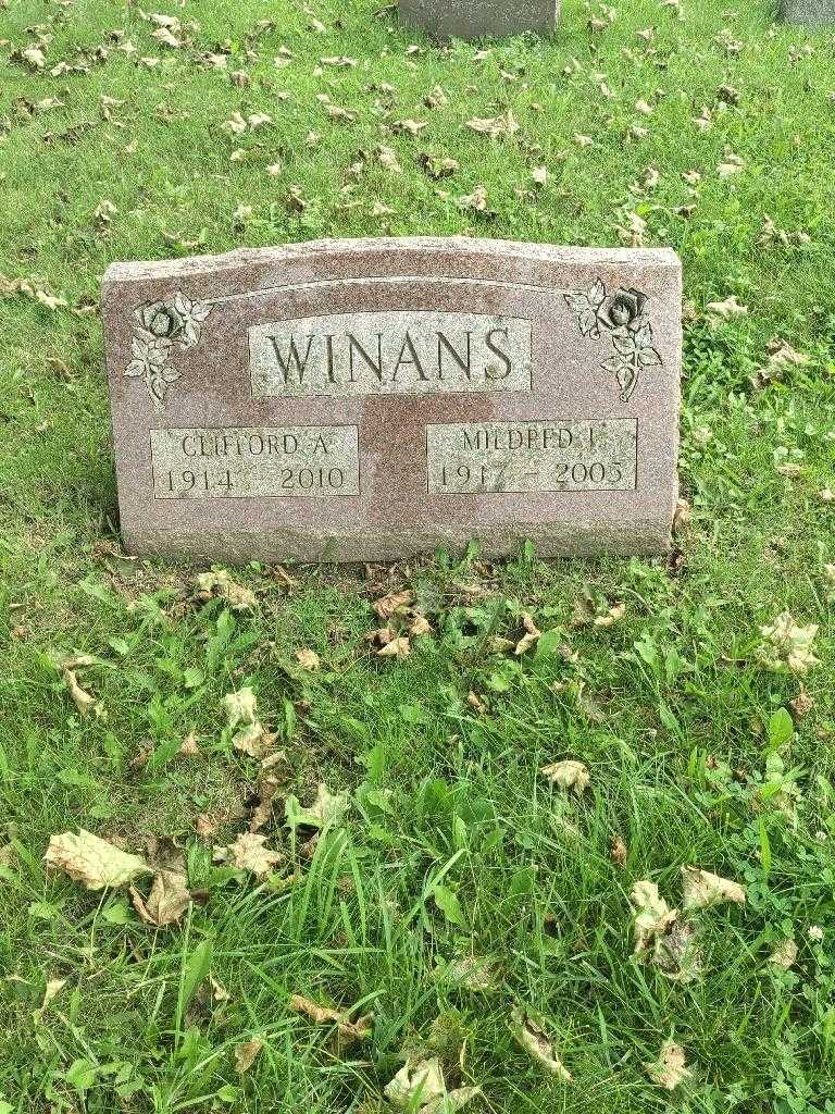 Clifford A. Winans's grave. Photo 2