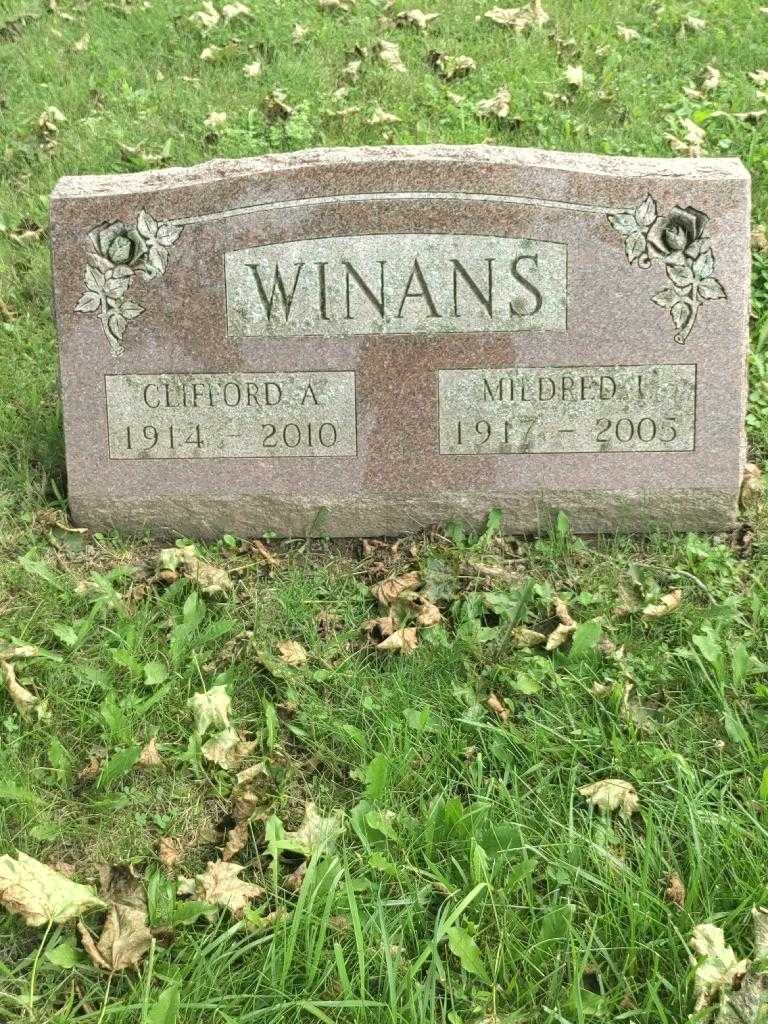 Clifford A. Winans's grave. Photo 3
