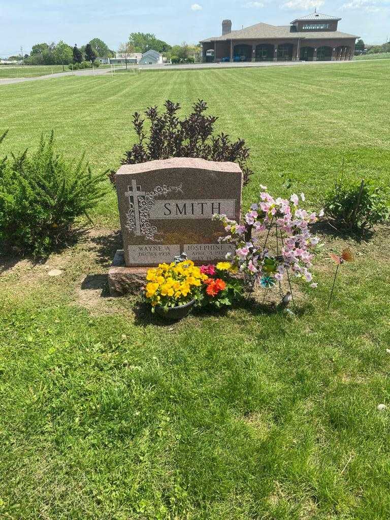 Josephine A. Smith's grave. Photo 2