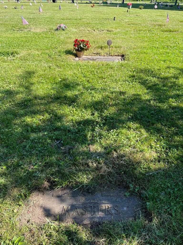 Donald I. Masters's grave. Photo 2