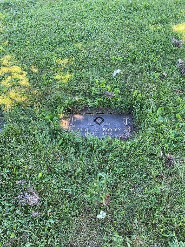 Alice M. Modix's grave. Photo 2