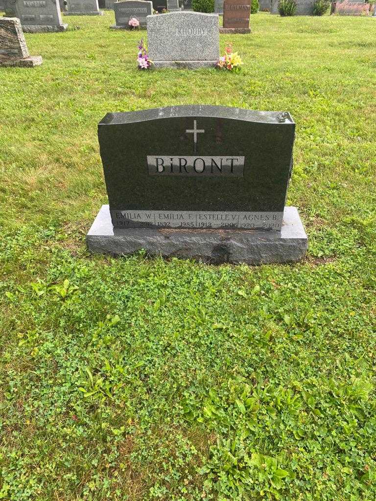 Emilia F. Biront's grave. Photo 2