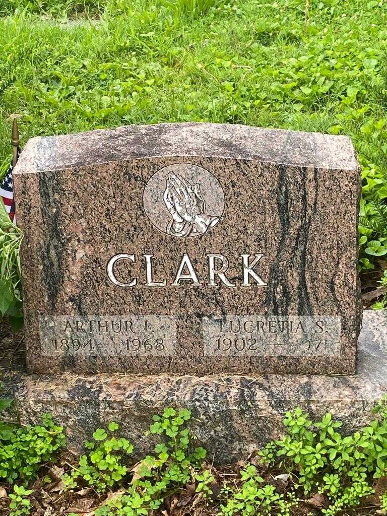 Lucretia S. Clark's grave. Photo 3