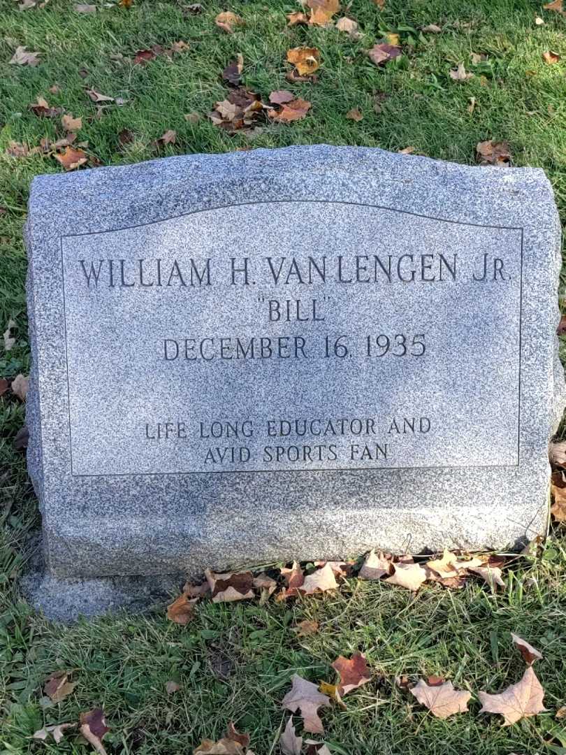 William H. "Bill" Van Lengen Junior's grave. Photo 3