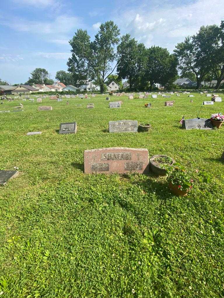 Jacob F. Shafer's grave. Photo 1