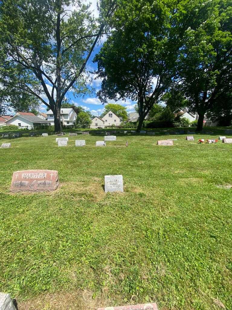 Adaline E. Anson's grave. Photo 1