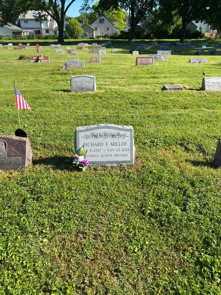 Richard F. Miller's grave. Photo 2