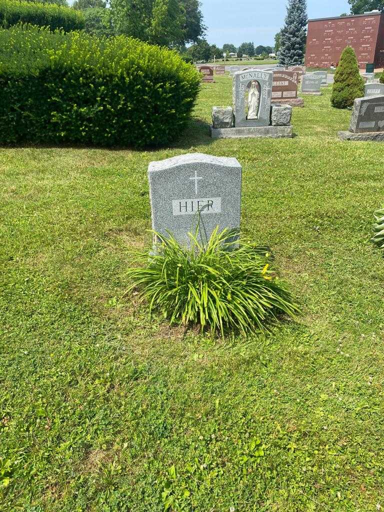 Elsie G. Hier's grave. Photo 2