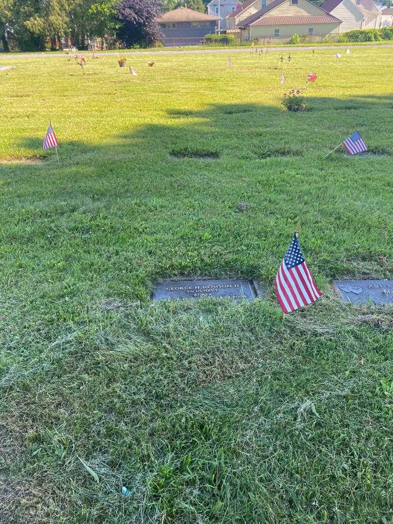 George H. Denison Second's grave. Photo 2