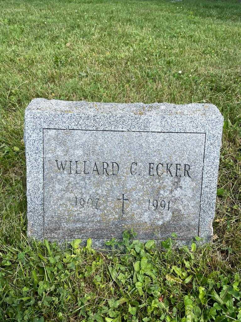 Willard C. Ecker's grave. Photo 3