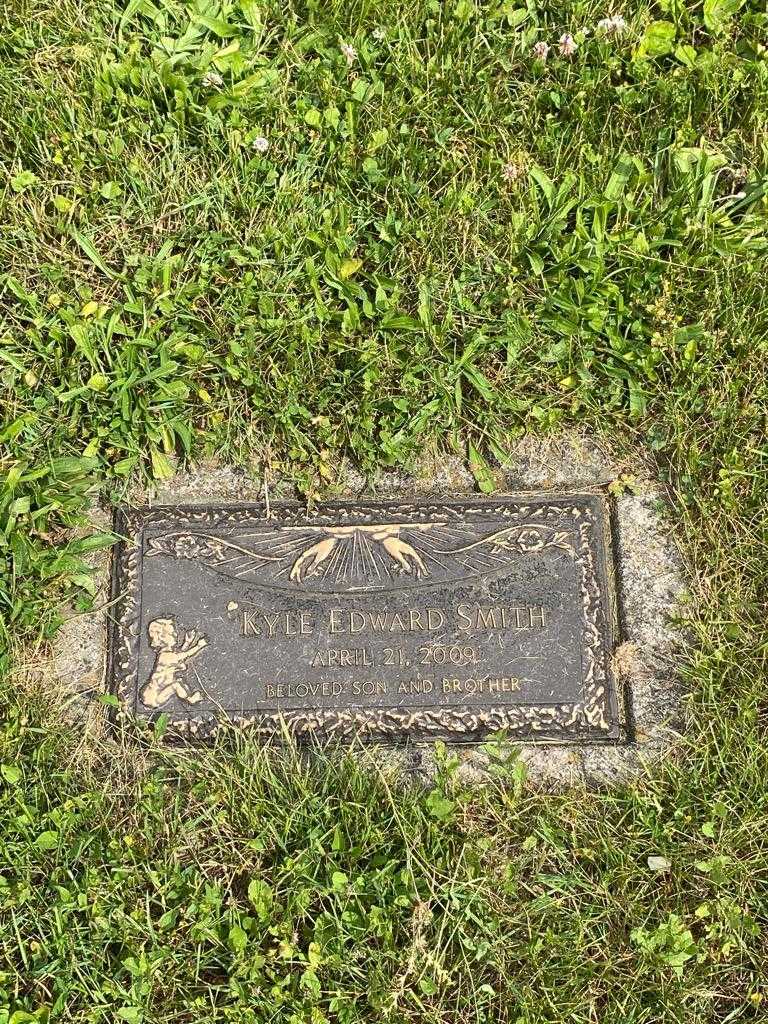 Crandall J. Fletcher's grave. Photo 6