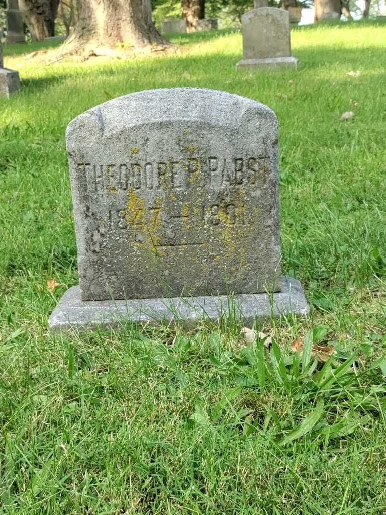 Theodore P. Pabst's grave. Photo 2