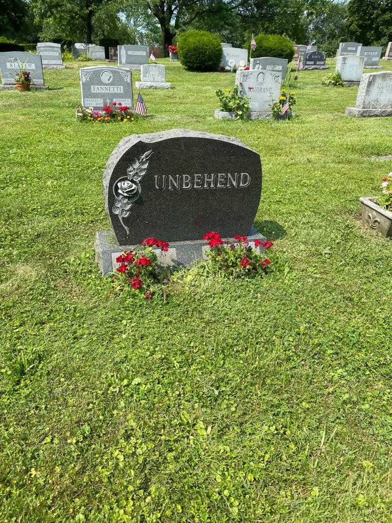 John W. Unbehend's grave. Photo 2