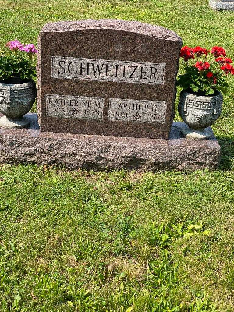 Katherine M. Schweitzer's grave. Photo 3