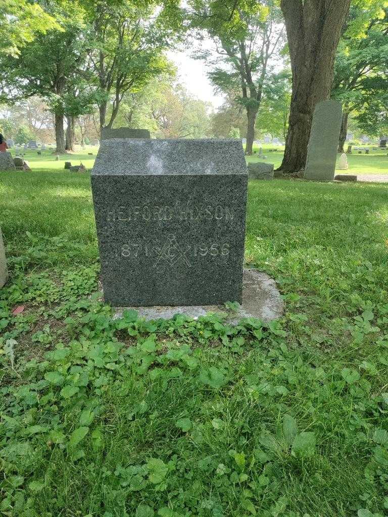 Heiford Hixson's grave. Photo 3