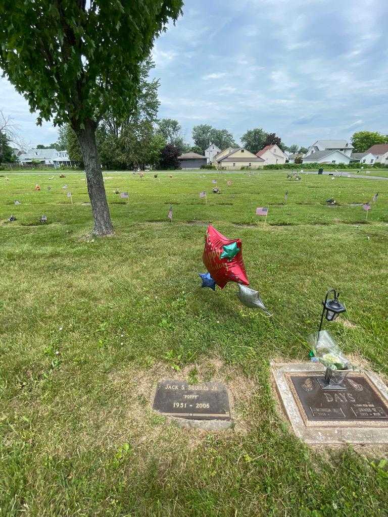 Jack S. "Poppy" Squires Junior's grave. Photo 1