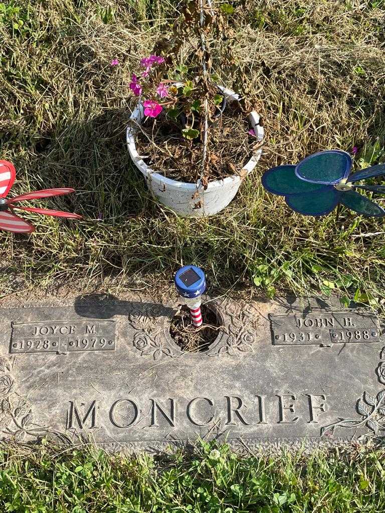 John H. Moncrief's grave. Photo 3