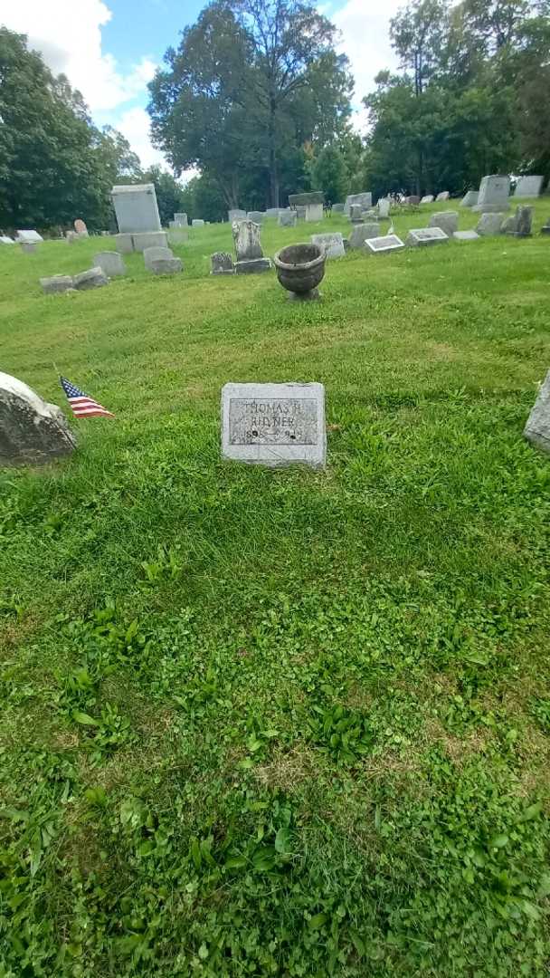 Thomas H. Rhyner's grave. Photo 1