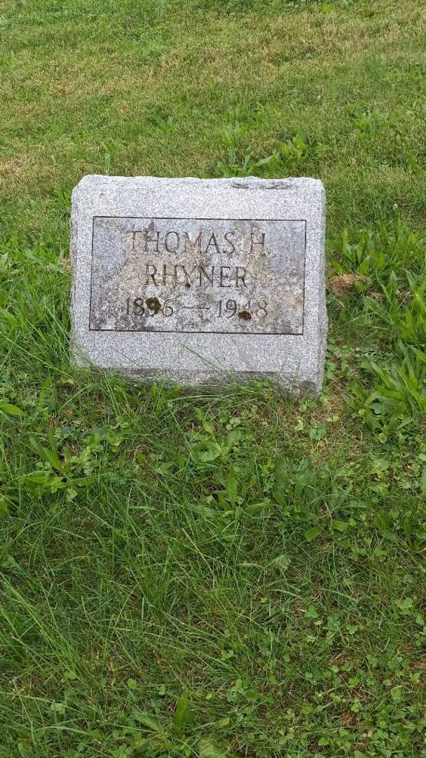 Thomas H. Rhyner's grave. Photo 2
