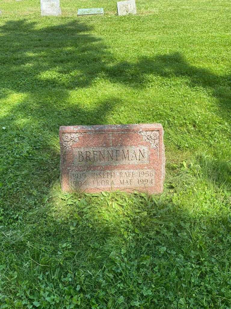 Joseph Raff Brenneman's grave. Photo 2